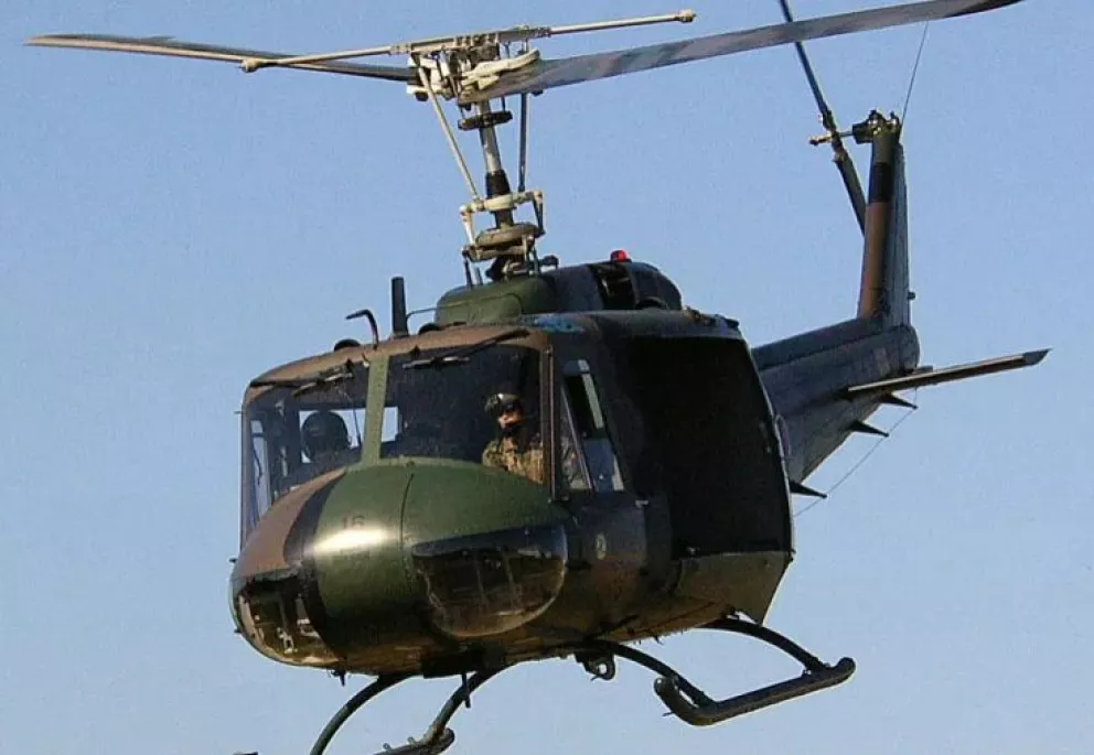 Un helicóptero del ejercito sobrevoló la ciudad